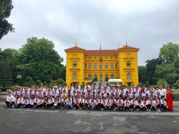 Read more about the article Chương trình Gặp mặt học sinh Thủ đô tiêu biểu vượt khó học tốt năm 2019