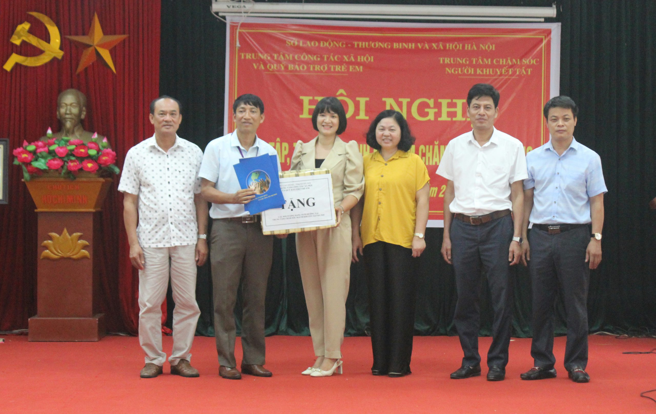 Read more about the article Học tập, trao đổi kinh nghiệm tại một số Trung tâm trực thuộc Sở Lao động – Thương binh và Xã hội