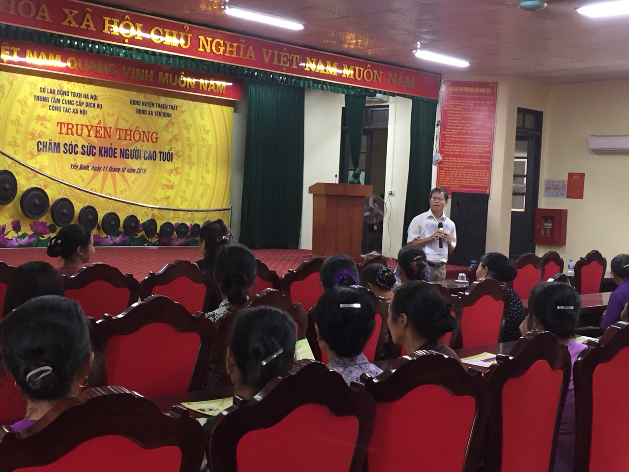 Read more about the article TRUYỀN THÔNG NÓI CHUYỆN CHUYÊN ĐỀ VỚI NGƯỜI CAO TUỔI XÃ YÊN BÌNH, HUYỆN THẠCH THẤT