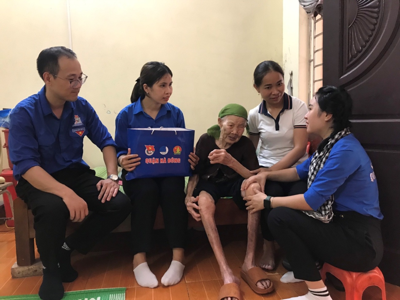 Read more about the article Chương trình tri ân nhân dịp 75 năm ngày Thương binh – Liệt sỹ (27/7/1947 – 27/7/2022)