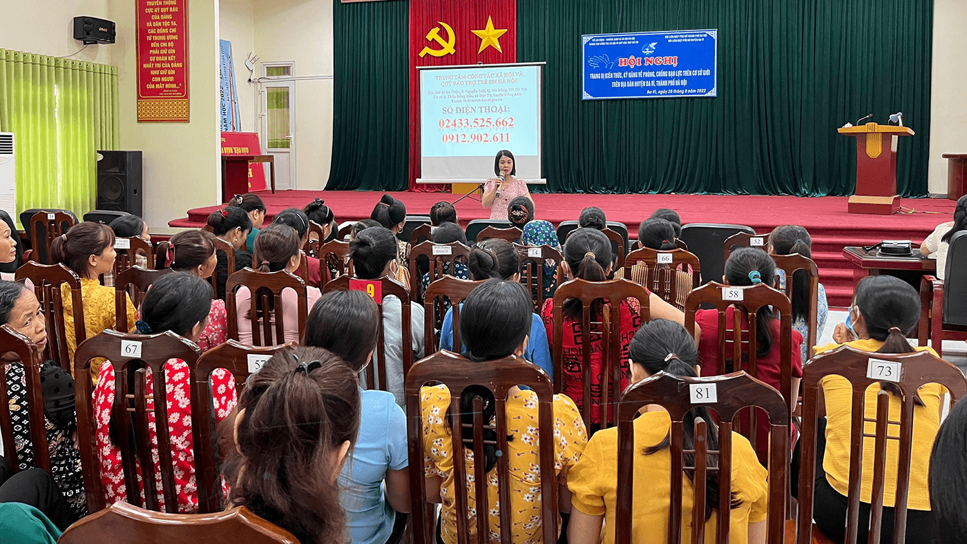 Read more about the article Hội nghị tập huấn trang bị kiến thức, kỹ năng về phòng chống bạo lực trên cơ sở giới trên địa bàn xã Vật Lại và xã Thái Hoà, huyện Ba Vì, Hà Nội