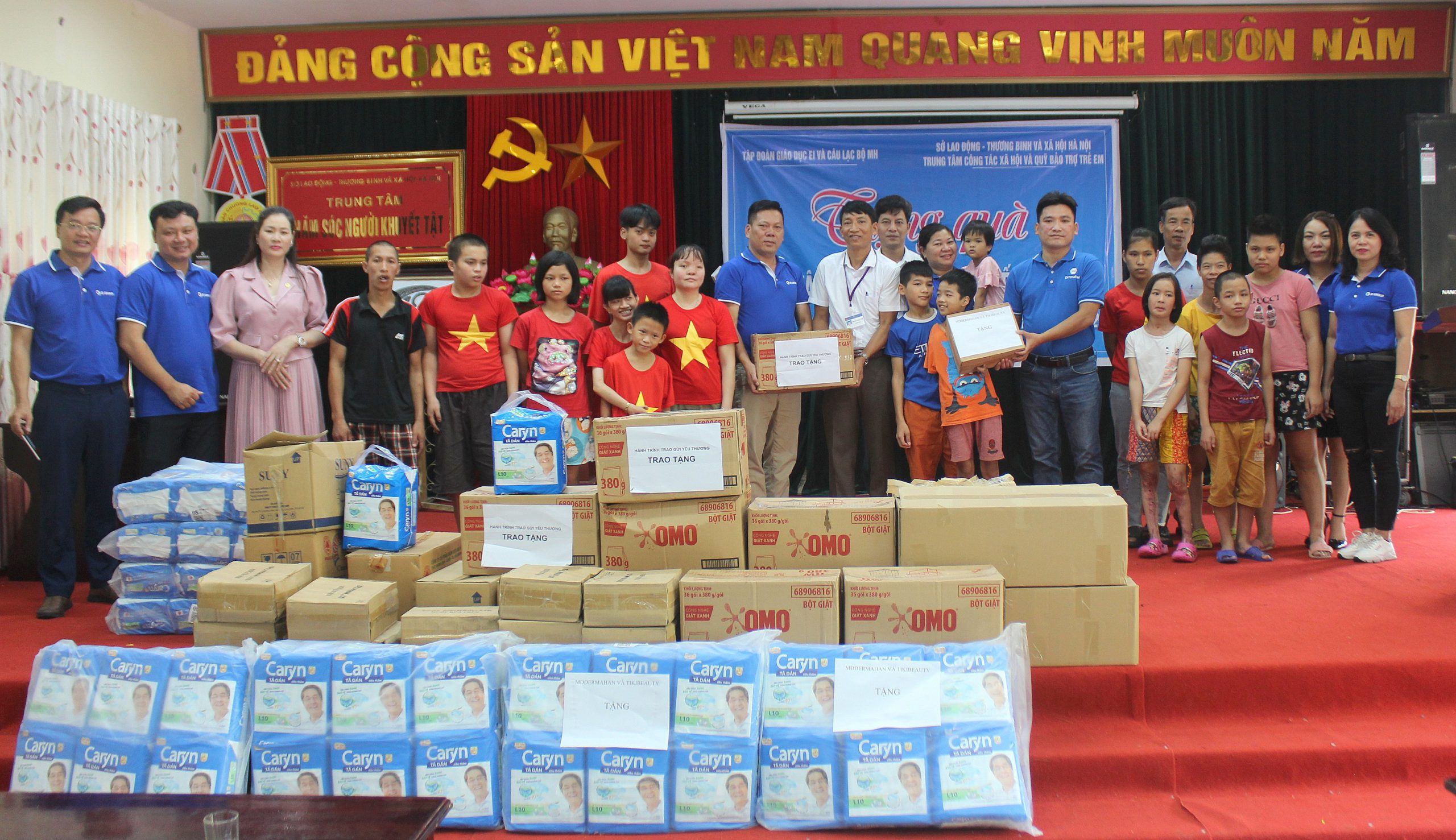 Read more about the article “Hành trình trao gửi yêu thương” đến với Trung tâm chăm sóc người khuyết tật Hà Nội
