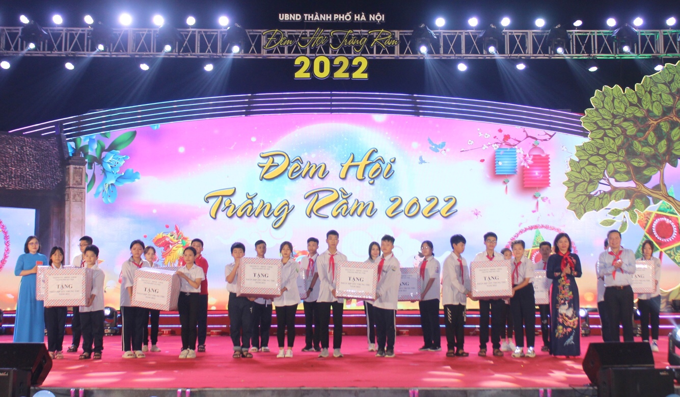 Read more about the article Tết đoàn viên với trẻ em khó khăn