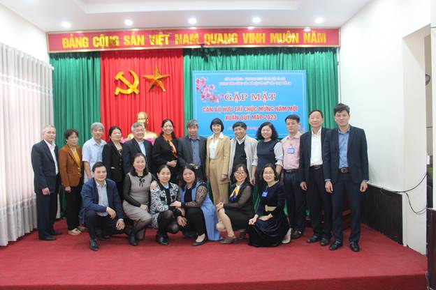 Read more about the article Trung tâm Công tác xã hội và Quỹ Bảo trợ trẻ em Hà Nội tổ chức gặp mặt cán bộ hưu trí Xuân Quý Mão 2023