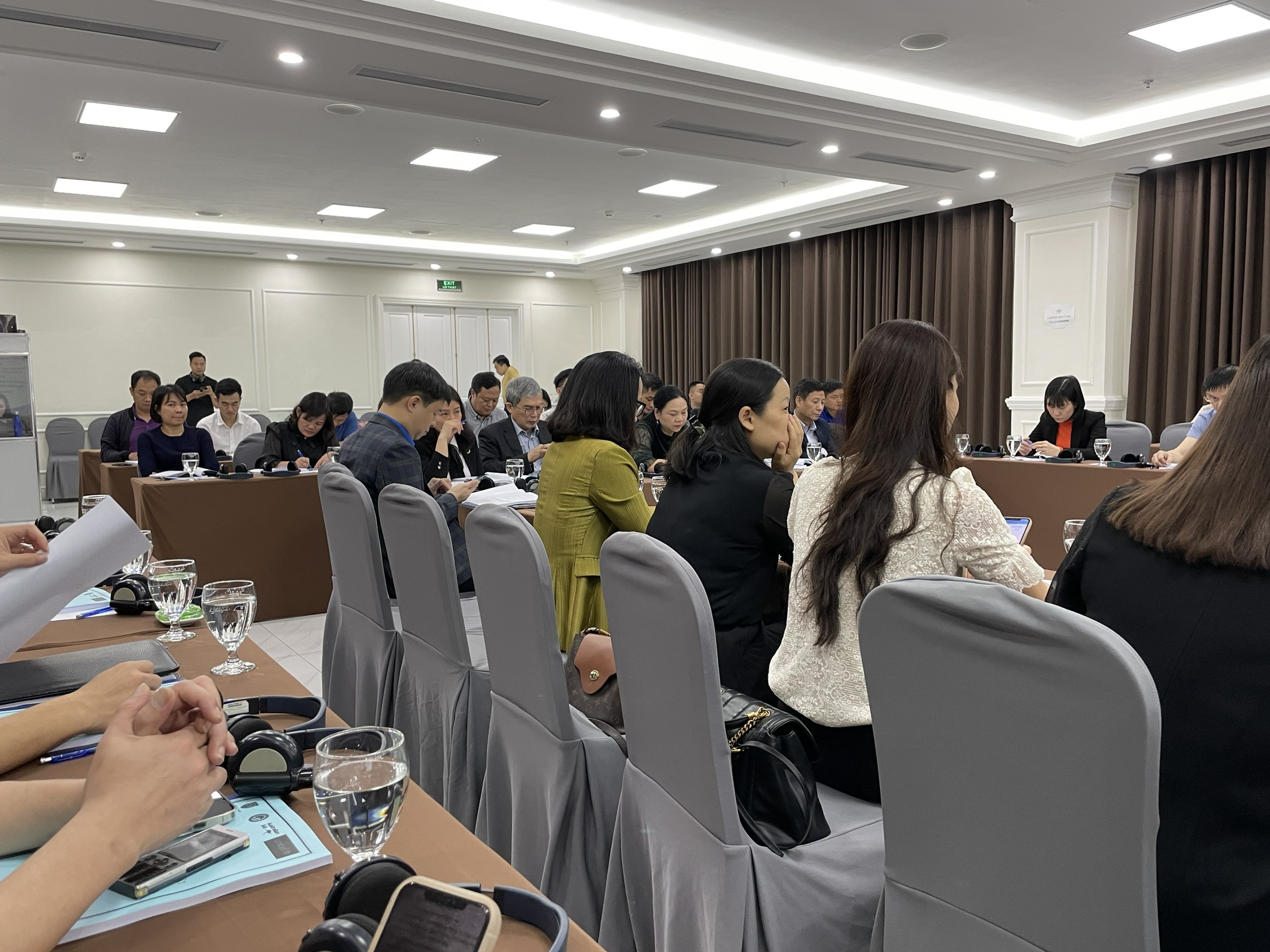 Read more about the article Hội thảo Tham vấn hoàn thiện pháp luật hình sự và tố tụng hình sự về phòng, chống xâm hại người chưa thành niên