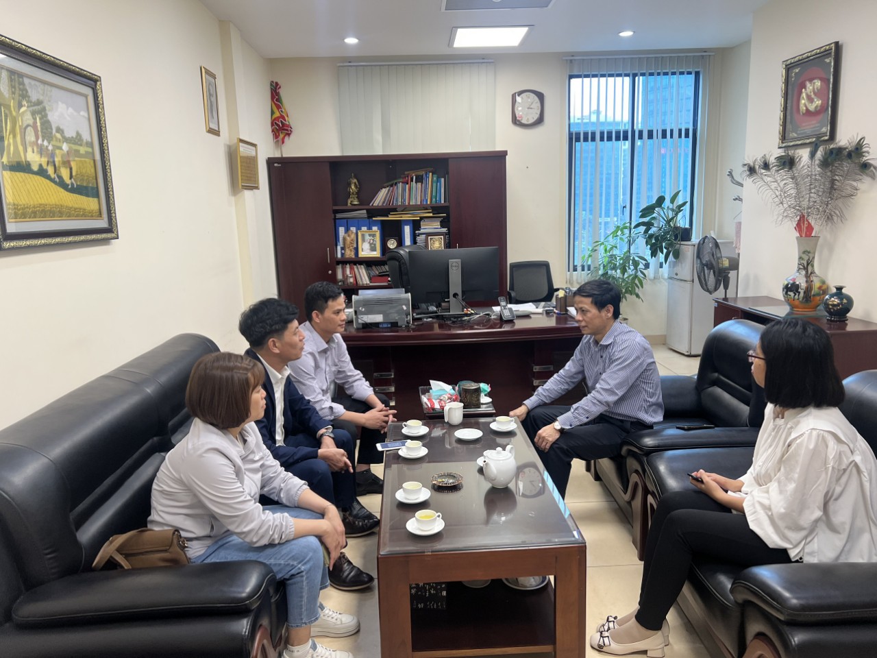 Read more about the article Trung tâm Công tác xã hội và Quỹ Bảo trợ trẻ em Hà Nội  làm việc với phòng Lao động – Thương binh và Xã hội quận Ba Đình về công tác phối hợp kiểm tra, tập trung người lang thang