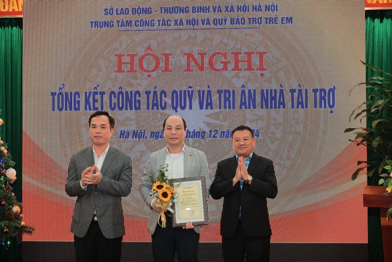 Read more about the article Hội nghị tổng kết công tác Quỹ và tri ân nhà tài trợ