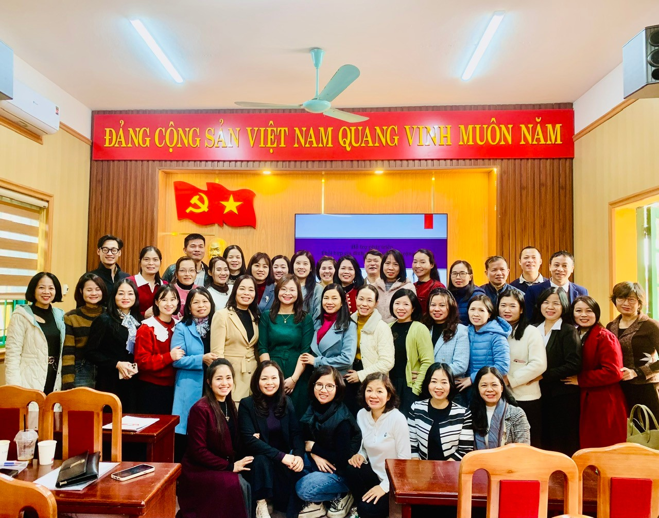 Read more about the article Tập huấn kỹ năng công tác xã hội trong trường học tại huyện Sóc Sơn