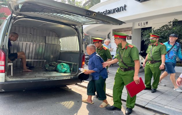 Read more about the article Trung tâm Công tác xã hội và Quỹ bảo trợ trẻ em tăng cường kiểm tra, rà soát, tuyên truyền, vận động và tập trung người lang thang trên địa bàn Thành phố trong dịp Tết dương lịch 2025, khi thời tiết rét đậm dưới 10c.