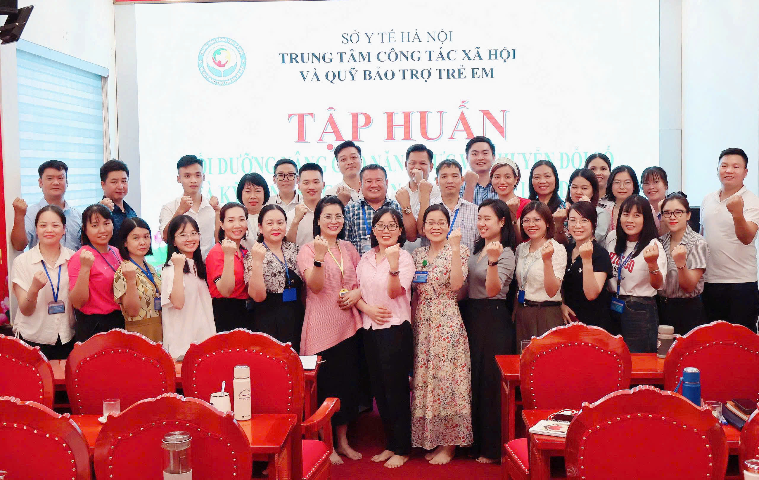 Read more about the article Tập huấn nâng cao năng lực chuyển đổi số, “Thay đổi tư duy – Nâng tầm hiệu quả hoạt động”
