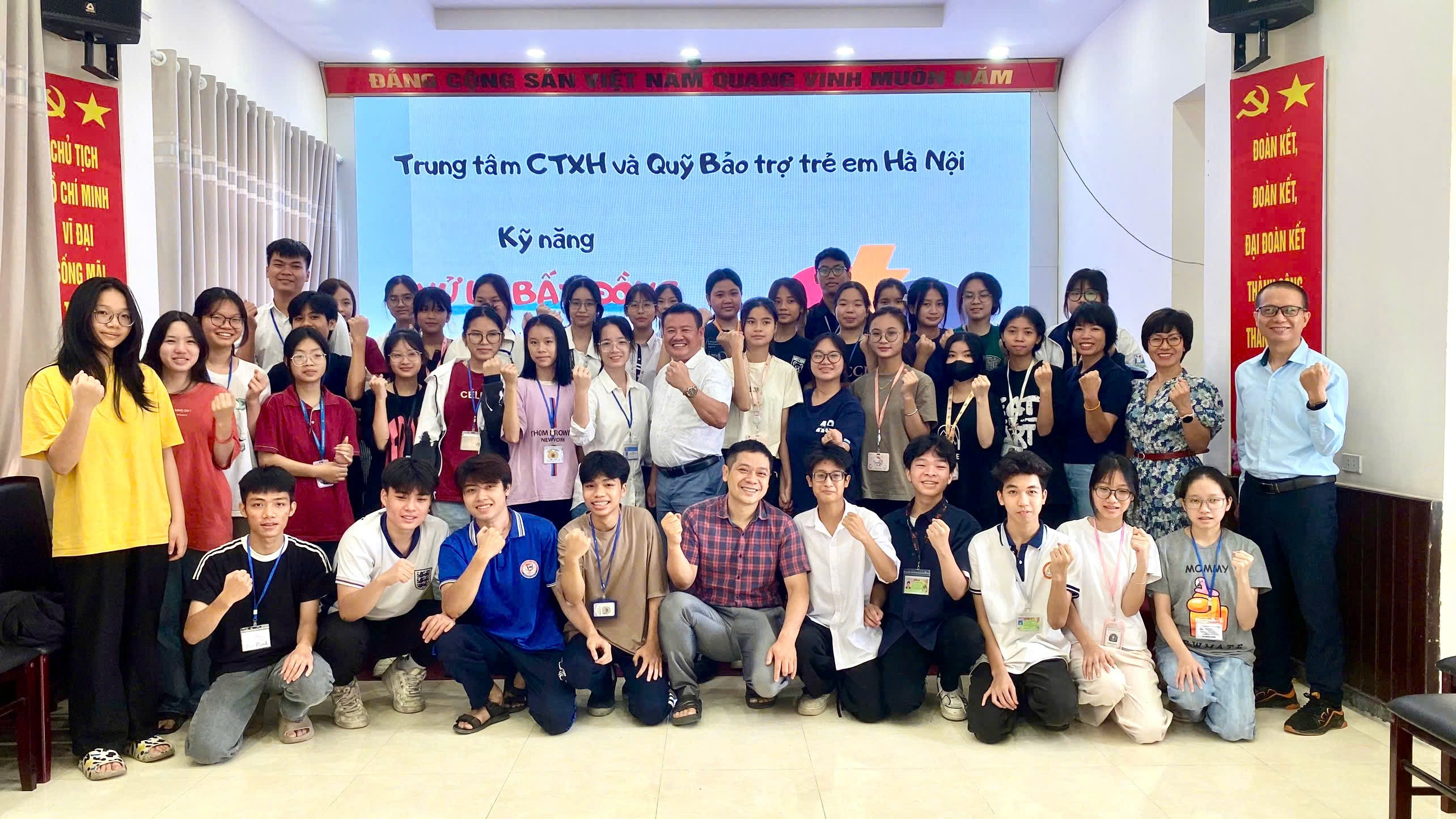 Read more about the article Tổ chức sinh hoạt Câu lạc bộ Toả Sáng tháng 7