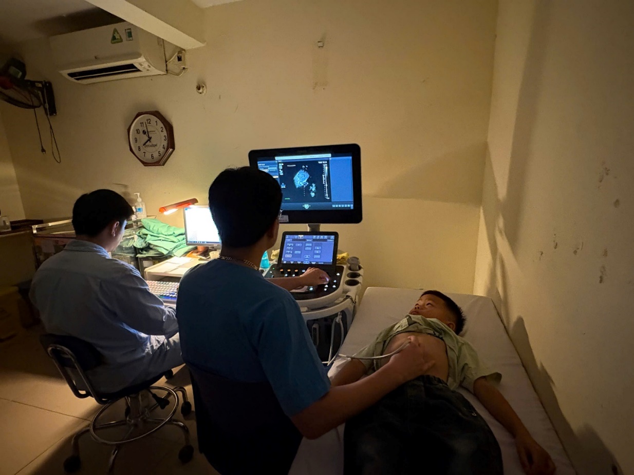 Khám chuyên sâu miễn phí cho 117 trẻ em nghi ngờ mắc bệnh tim bẩm sinh tại Hà Nội