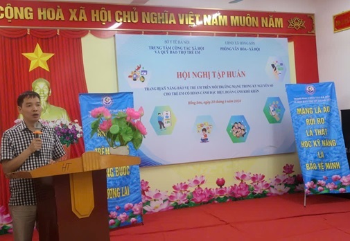 Tập huấn kỹ năng bảo vệ trẻ em trên môi trường mạng trong Kỷ nguyên Số  cho trẻ em có hoàn cảnh đặc biệt, hoàn cảnh khó khăn xã Hồng Sơn