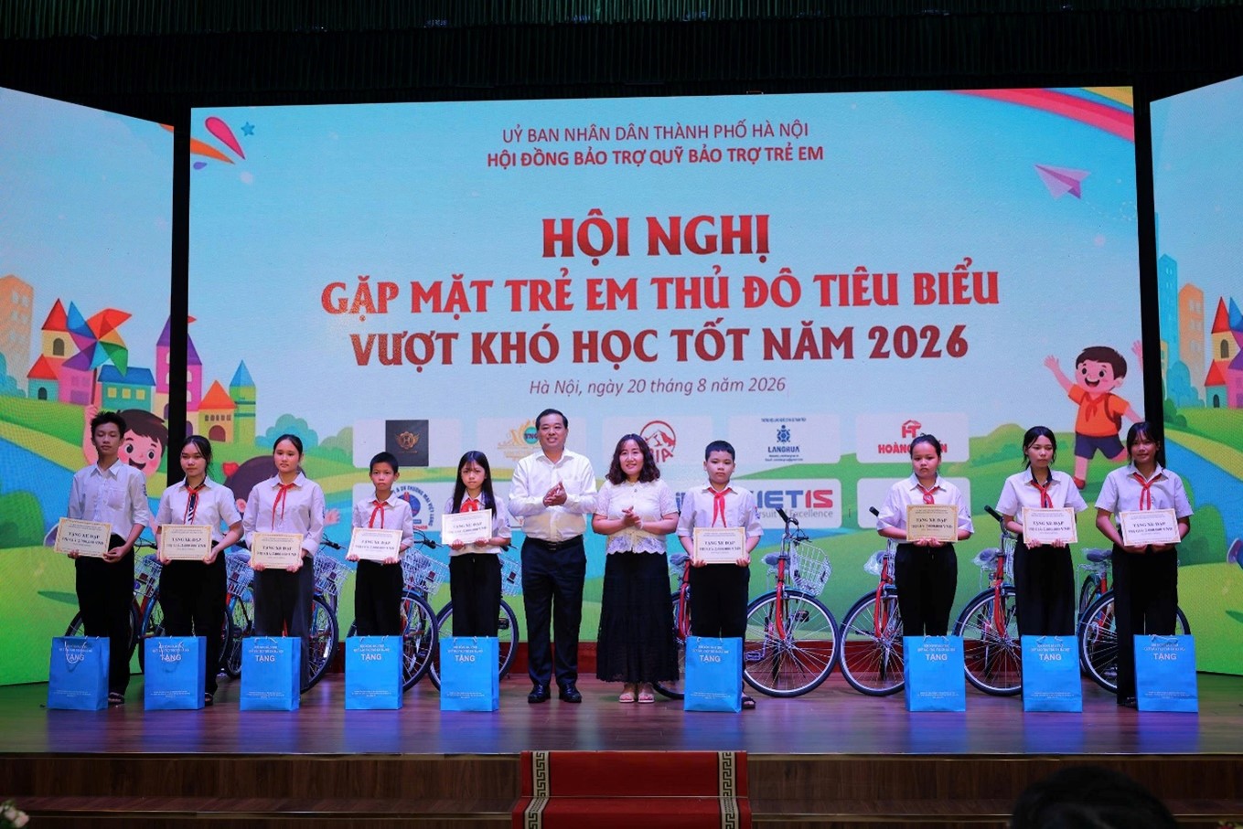 Gìn giữ truyền thống – Tiếp bước ước mơ trẻ em Thủ đô tiêu biểu vượt khó